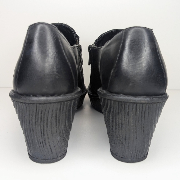 Born black leather clogs zipper low heel platform women's size 9.5 - Picture 6 of 10